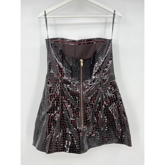 retrofete | Merida Leather Dress in Port Patent Crocodile Strapless Mini M - Picture 5 of 15